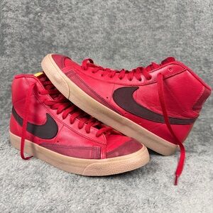 Nike Blazer Shoes Mens US 10 Red Mid 77 Layer of Love Sneakers FZ4039-687